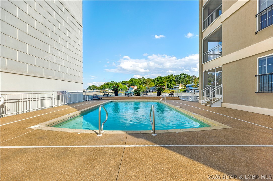 Majestic Pointe Condominium - Residential