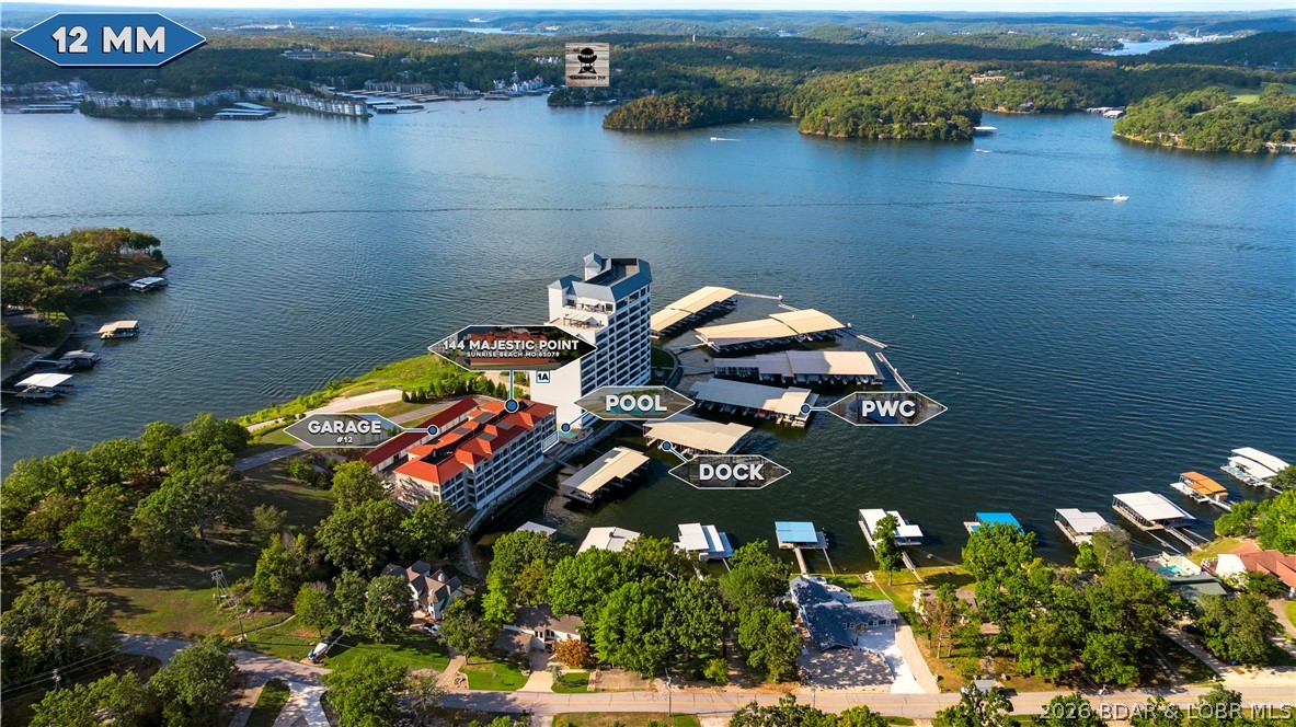 Majestic Pointe Condominium - Residential