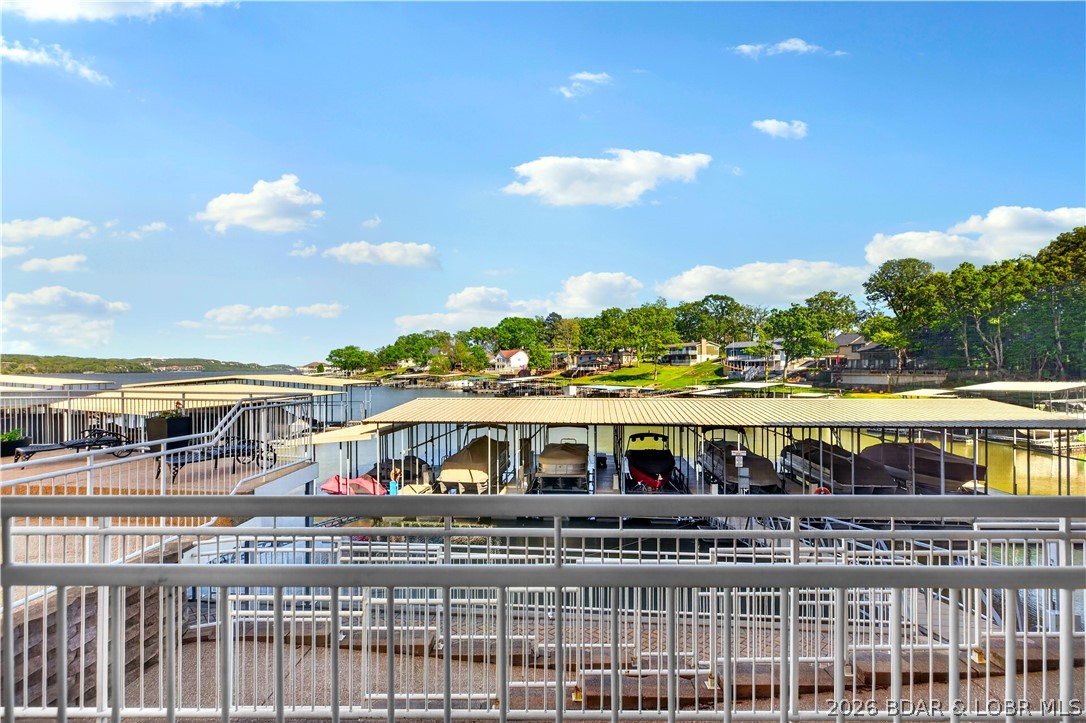 Majestic Pointe Condominium - Residential