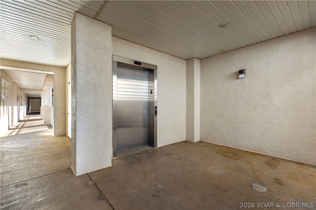Majestic Pointe Condominium - Residential