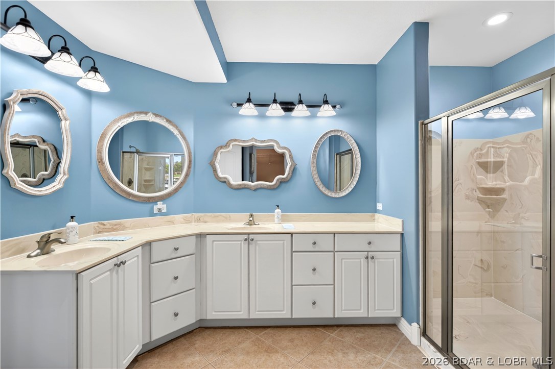 Majestic Pointe Condominium - Residential