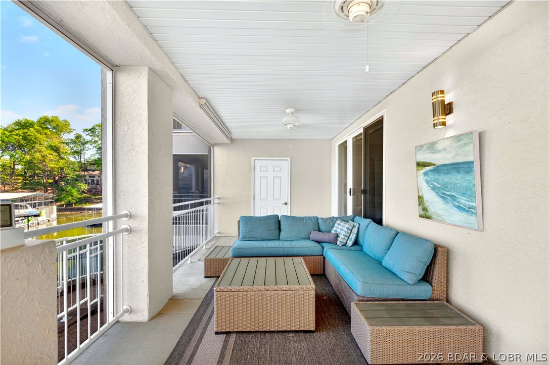Majestic Pointe Condominium - Residential