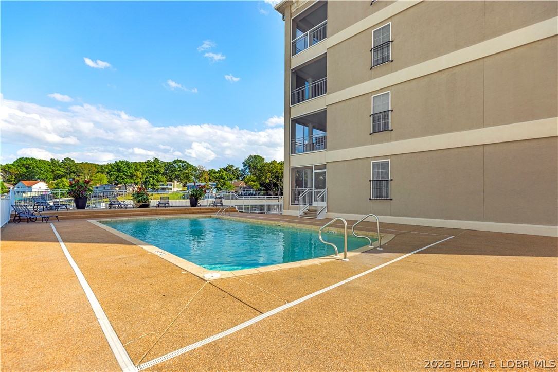 Majestic Pointe Condominium - Residential