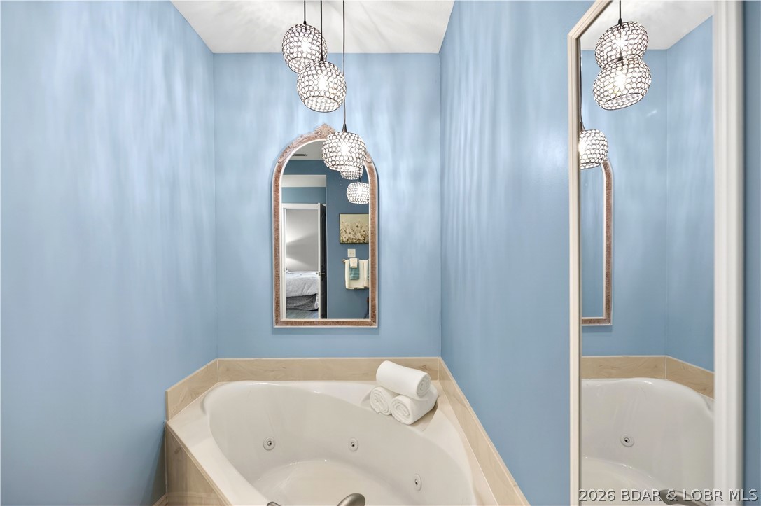 Majestic Pointe Condominium - Residential
