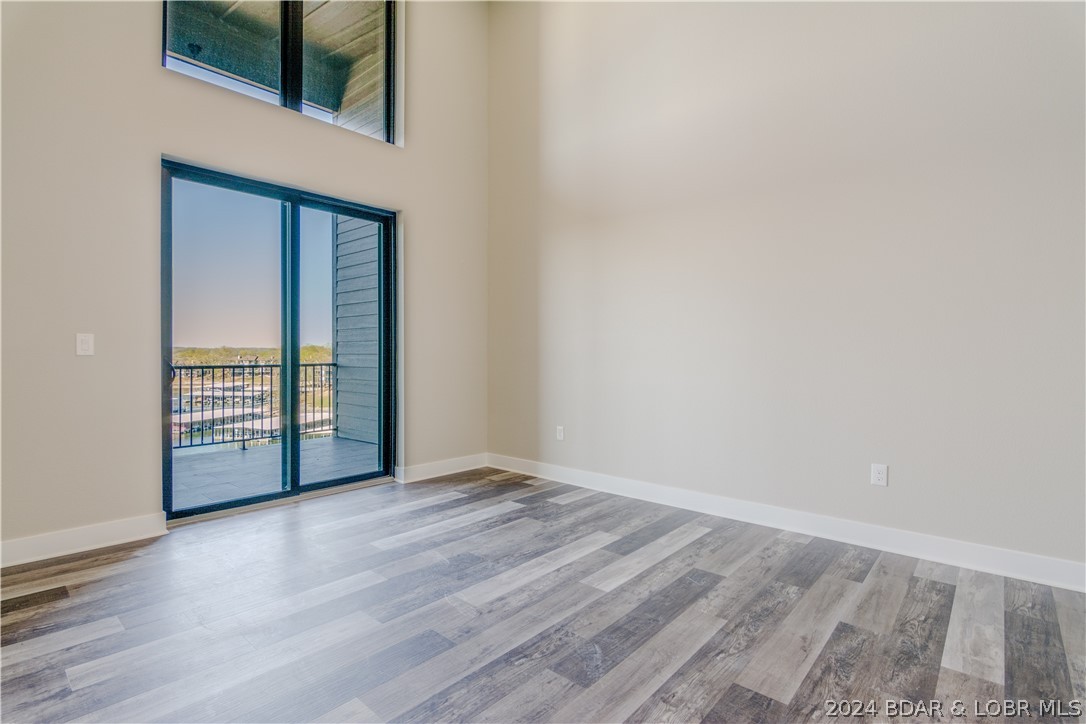 Lake Ozark, Missouri 65049, United States, 3 Bedrooms Bedrooms, ,3 BathroomsBathrooms,Residential,Contingent,60182