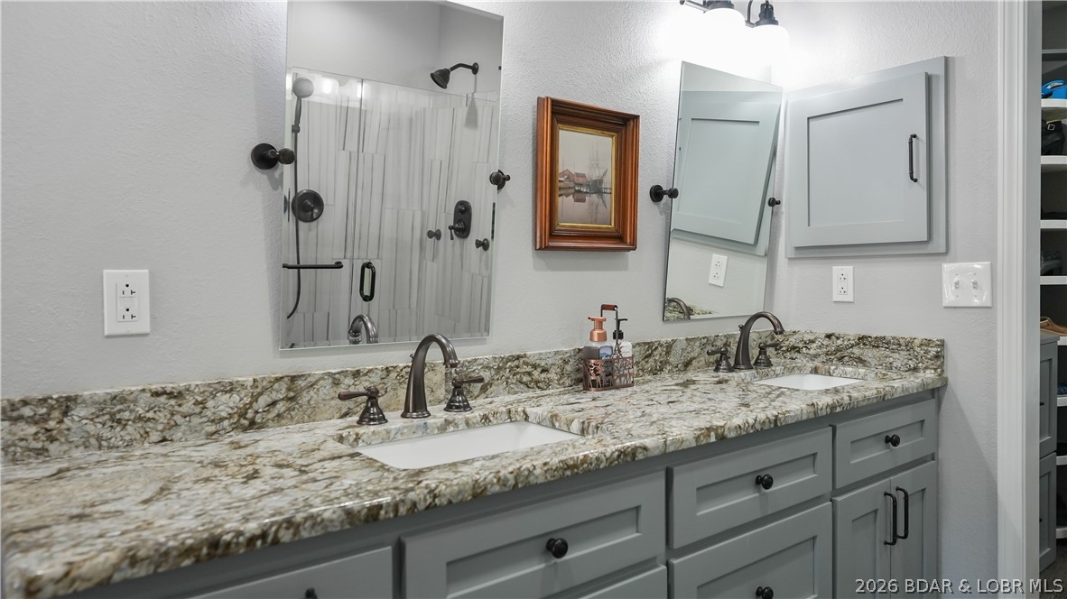 Oak Harbour Estates - Residential