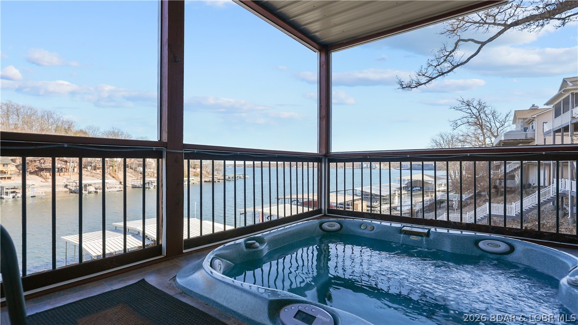 Oak Harbour Estates - Residential