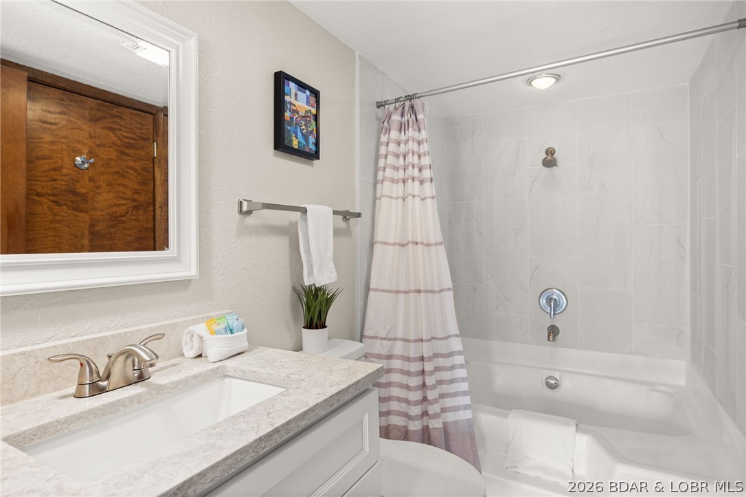 Hogan Woods Condominiums - Residential