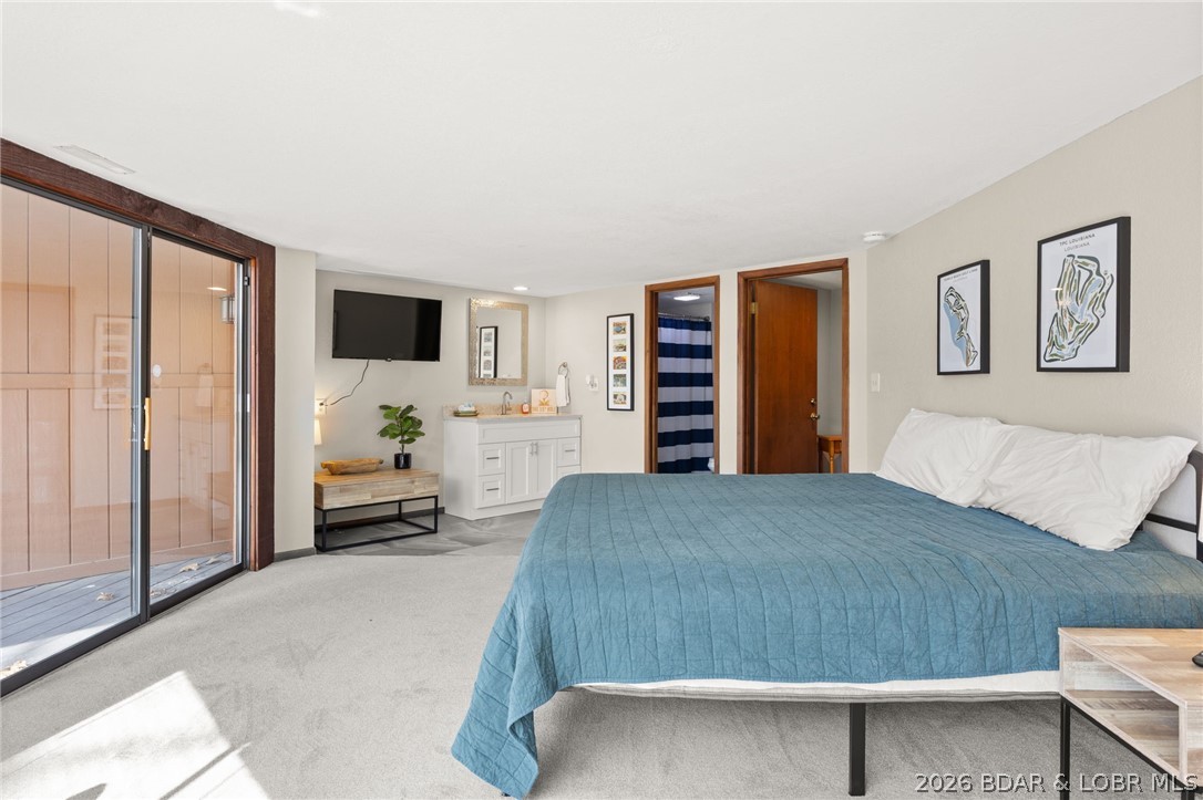 Hogan Woods Condominiums - Residential