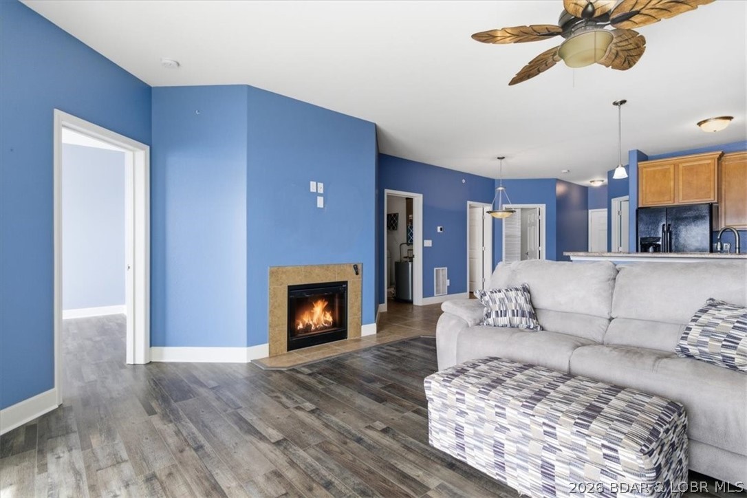 Isla Del Sol - Residential