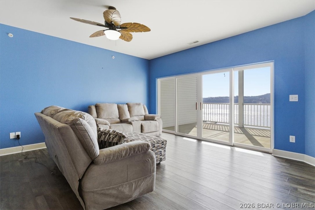 Isla Del Sol - Residential