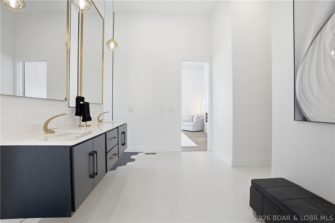 Eagles Cove - Residential