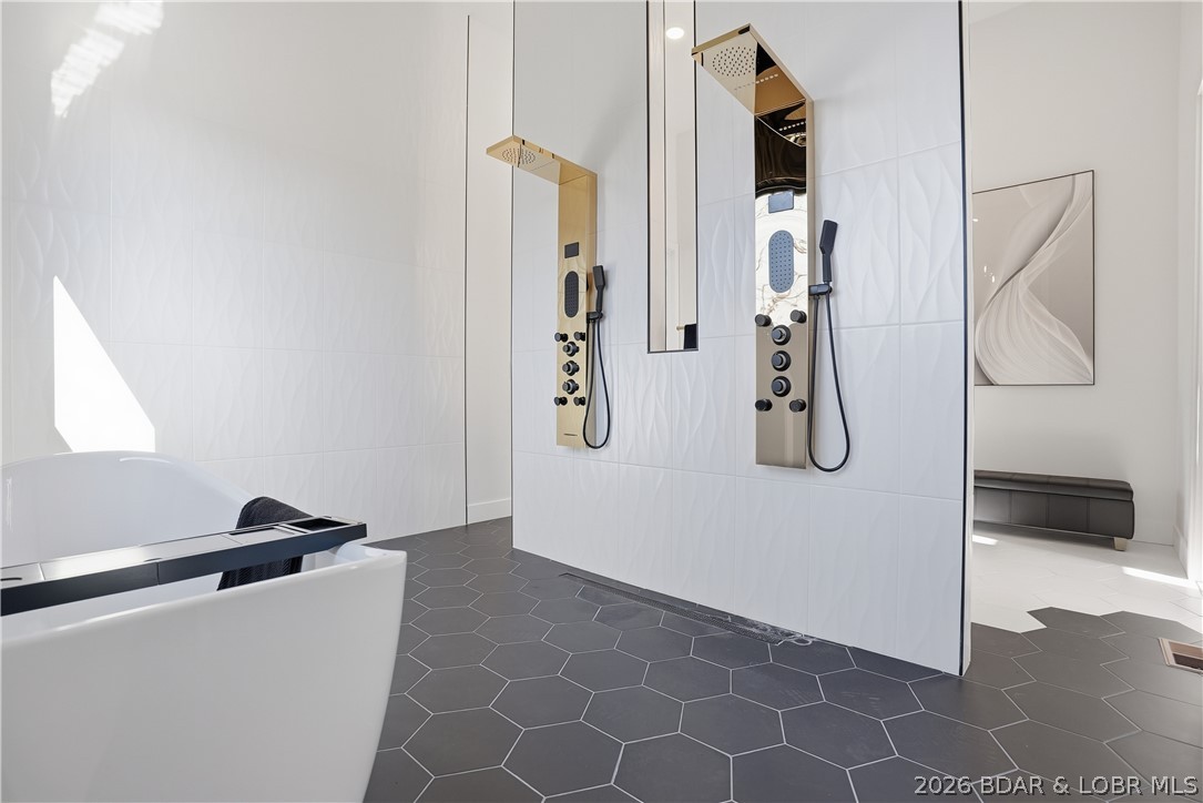 Eagles Cove - Residential