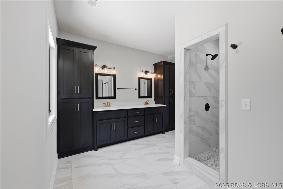 Shores of Eagle's View - Residential
