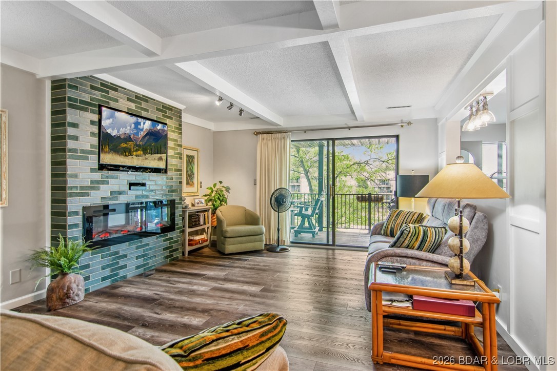 Waters Edge Condominium - Residential