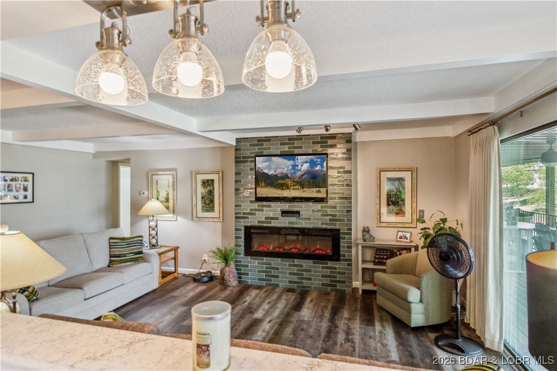 Waters Edge Condominium - Residential