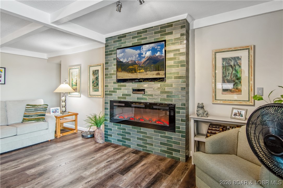 Waters Edge Condominium - Residential