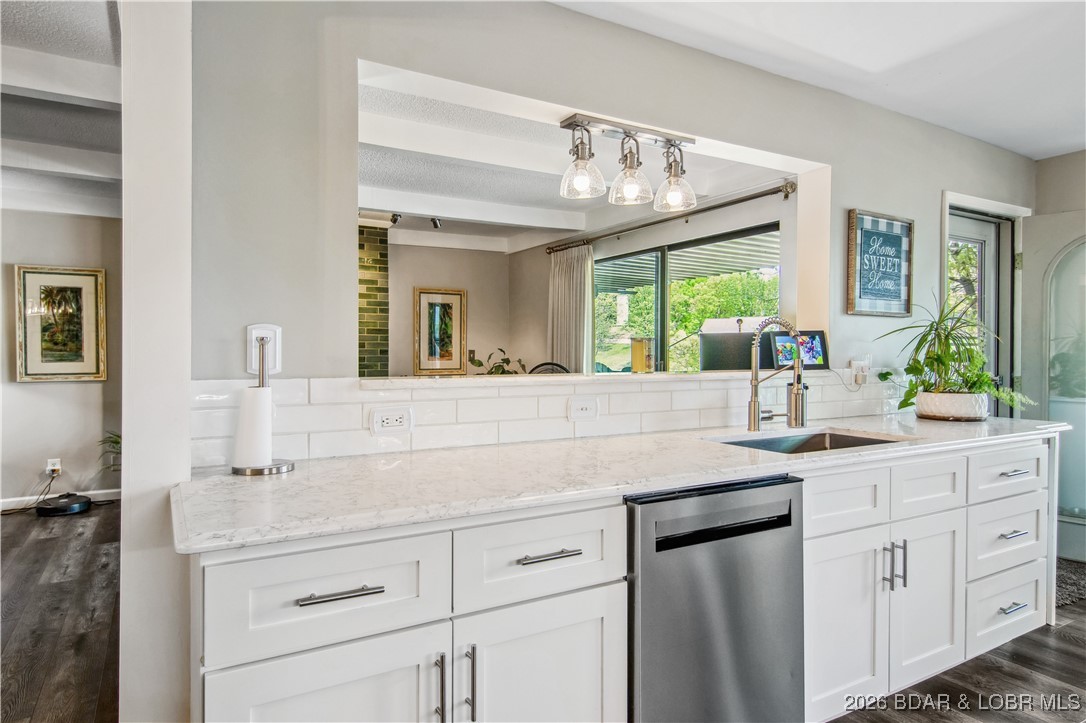 Waters Edge Condominium - Residential