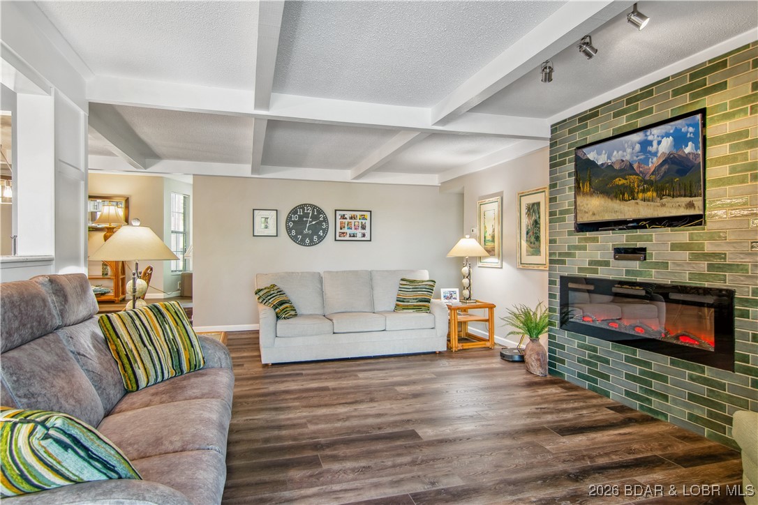 Waters Edge Condominium - Residential