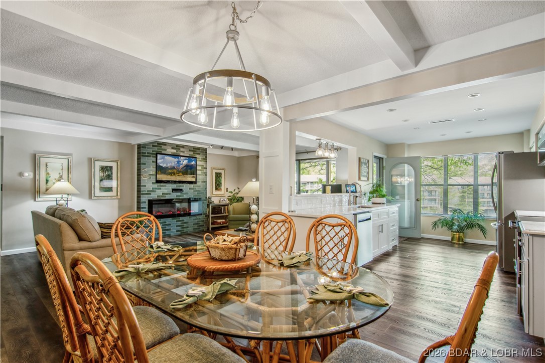 Waters Edge Condominium - Residential