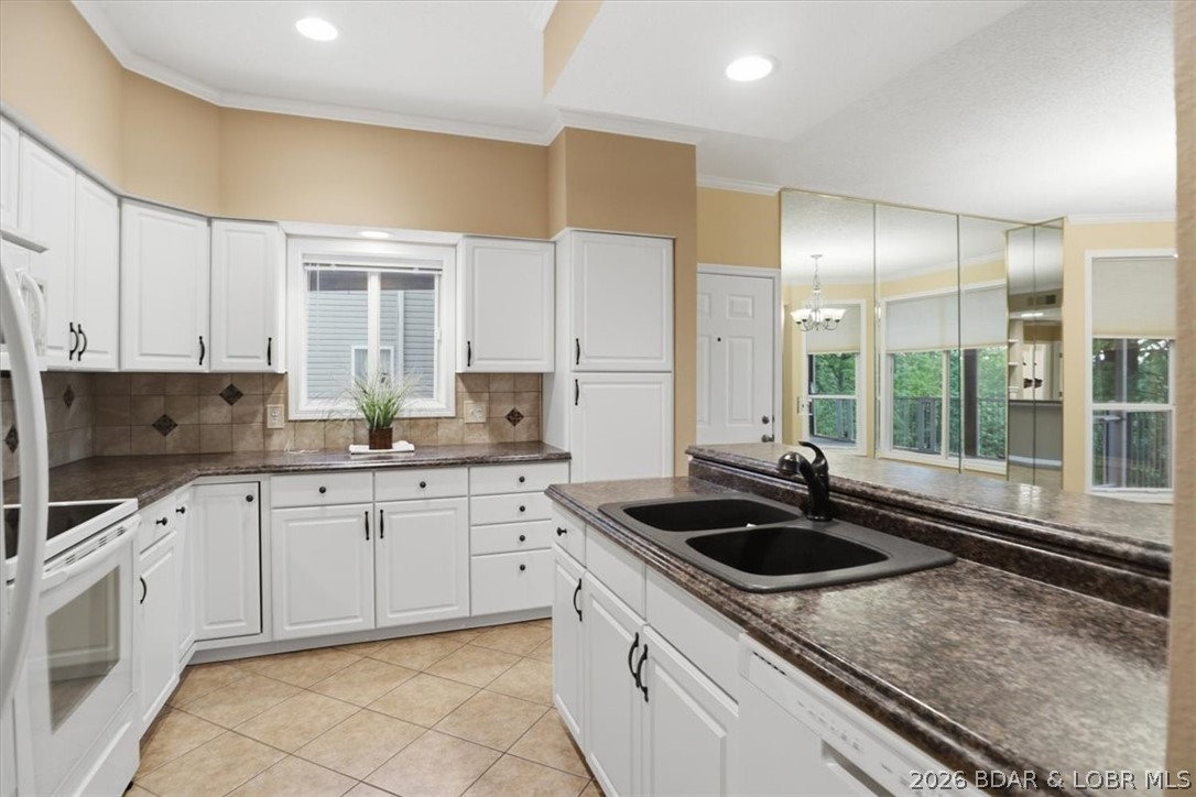 Shores Of Camelot Condominiums - Residential