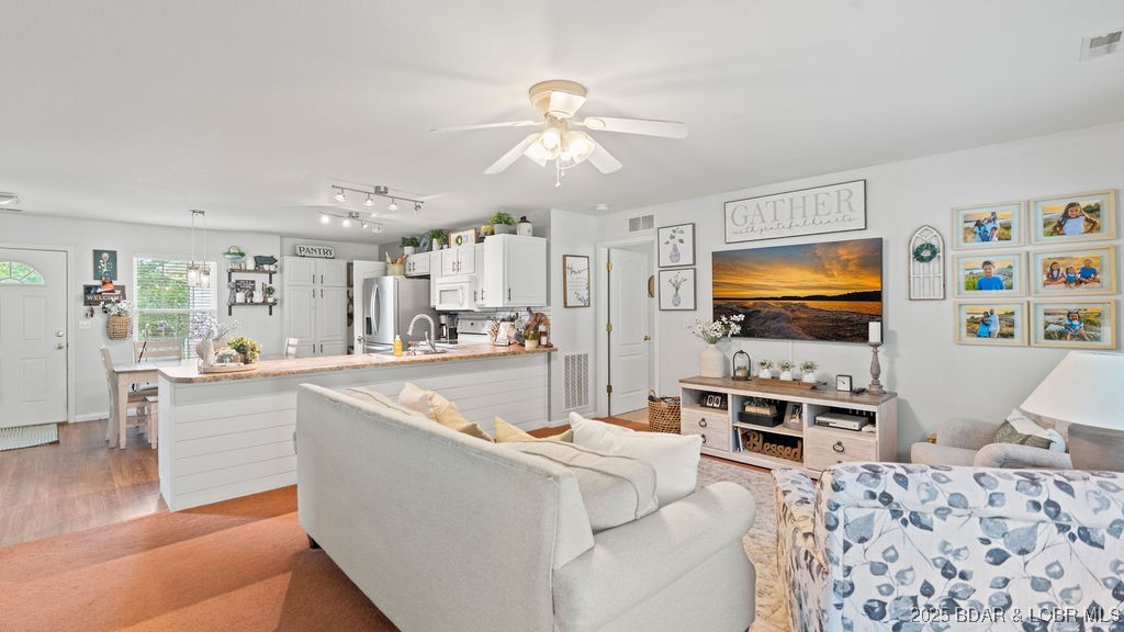 Eagles Landing - Residential