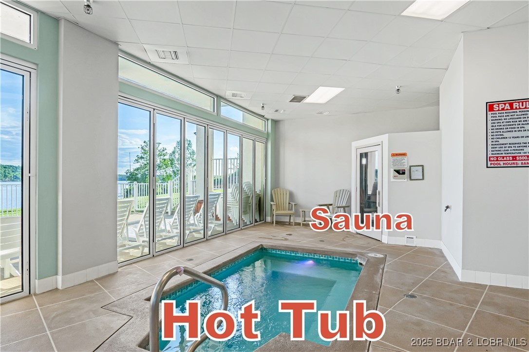 The Towers at Parkview Bay - Residential