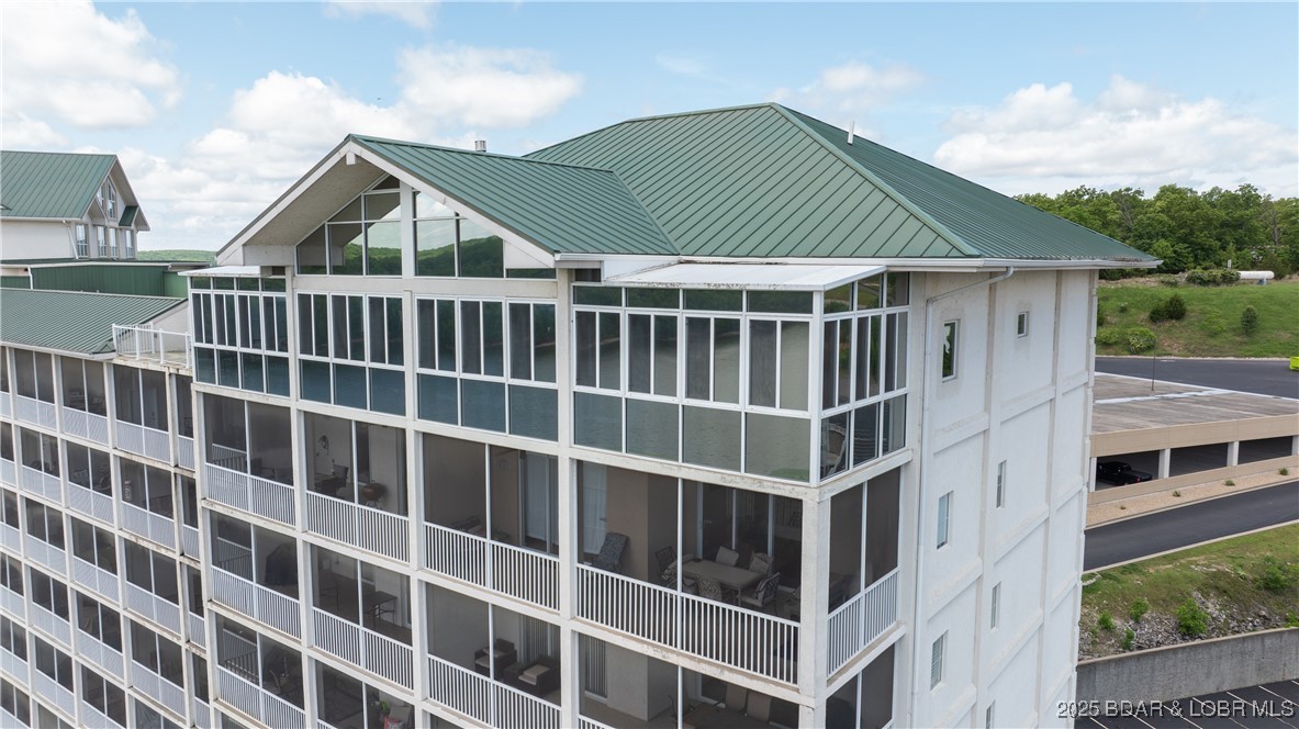 The Towers at Parkview Bay - Residential