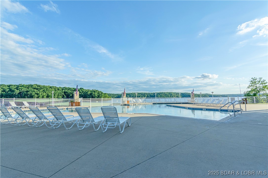 The Towers at Parkview Bay - Residential