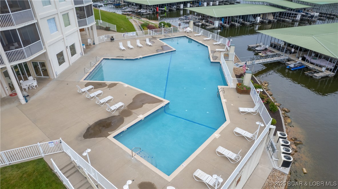 The Towers at Parkview Bay - Residential