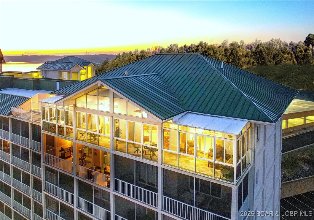 The Towers at Parkview Bay - Residential