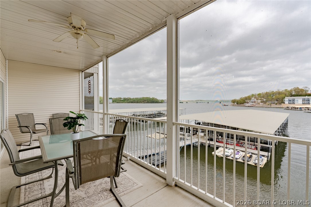 Robins at the Waters Edge Condominium - Residential