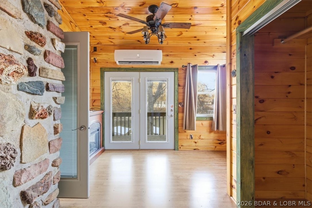 Pine Cove - Residential