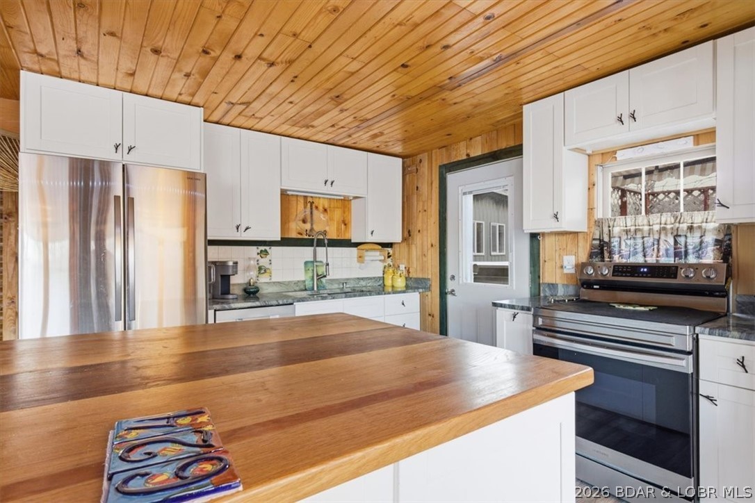 Pine Cove - Residential