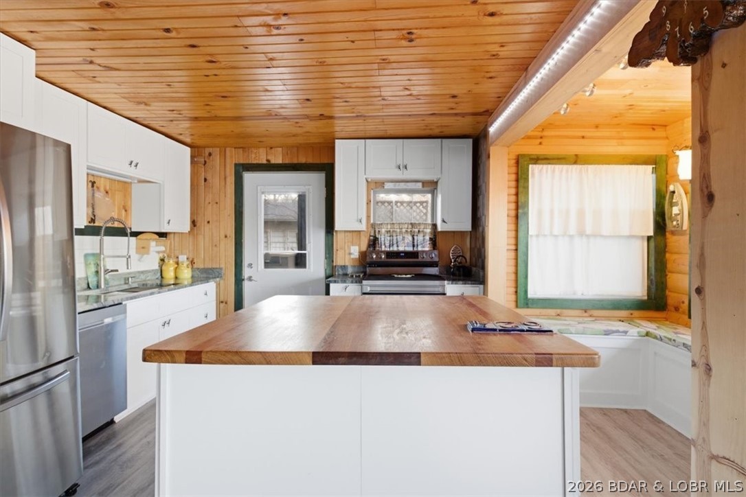 Pine Cove - Residential