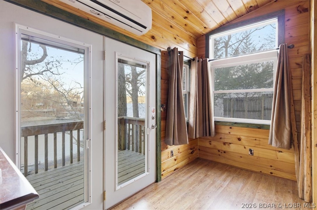 Pine Cove - Residential