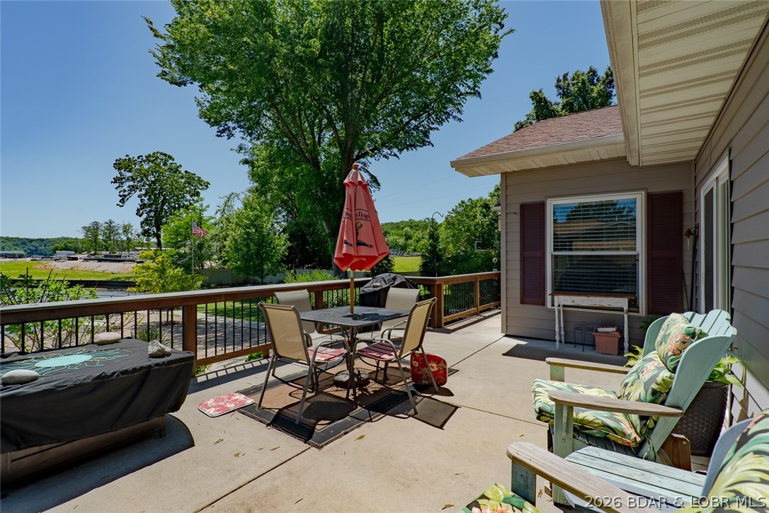 Long Acres - Residential