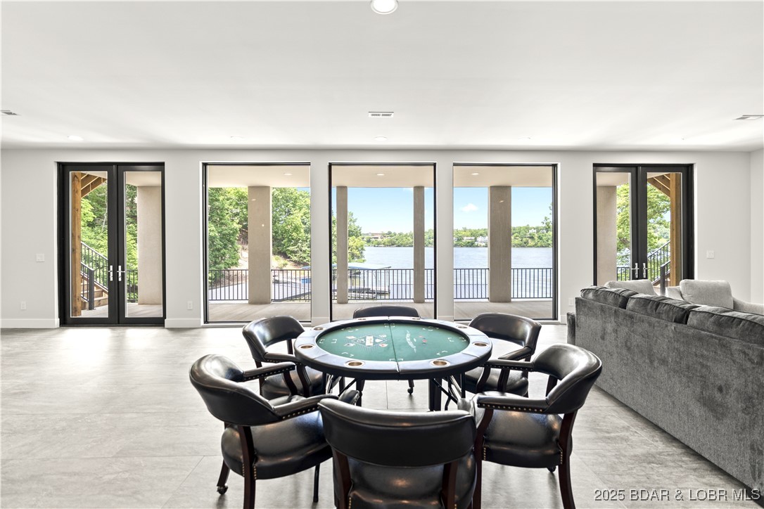 Grand Point - Residential