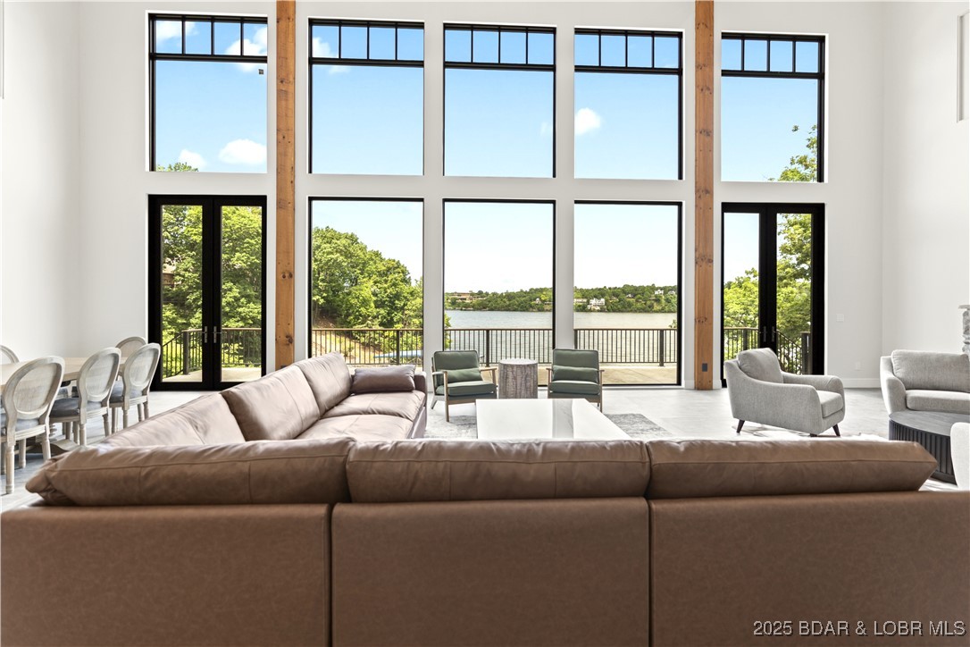 Grand Point - Residential