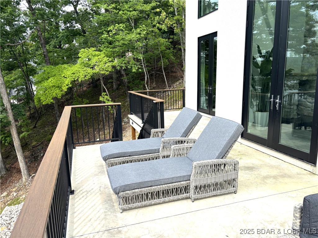 Grand Point - Residential