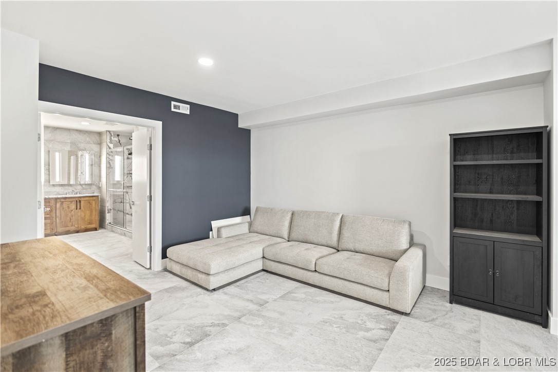 Grand Point - Residential