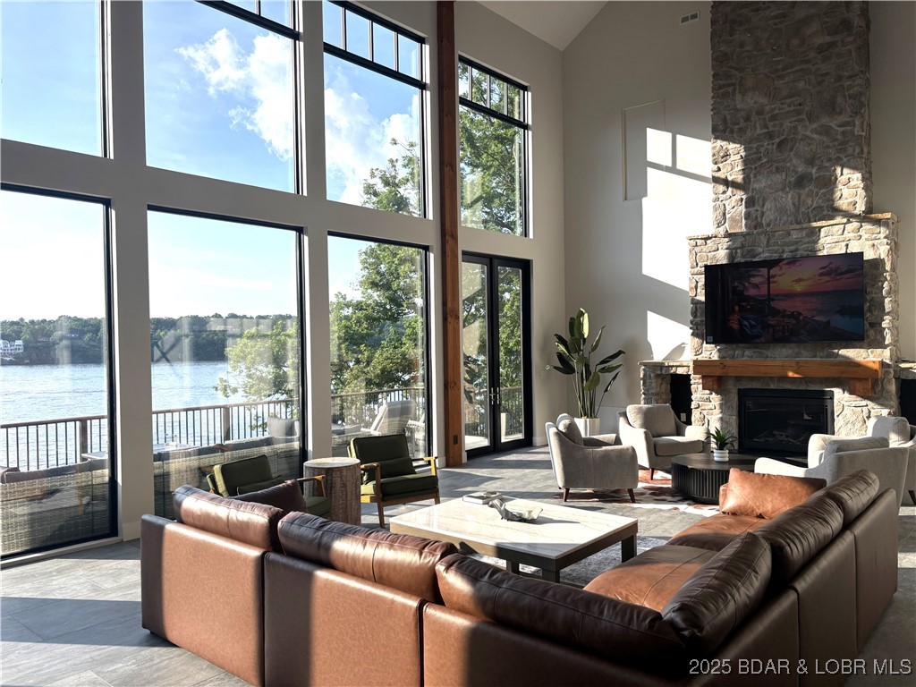 Grand Point - Residential