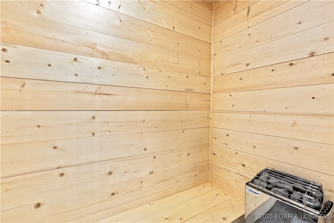 Grand Point - Residential