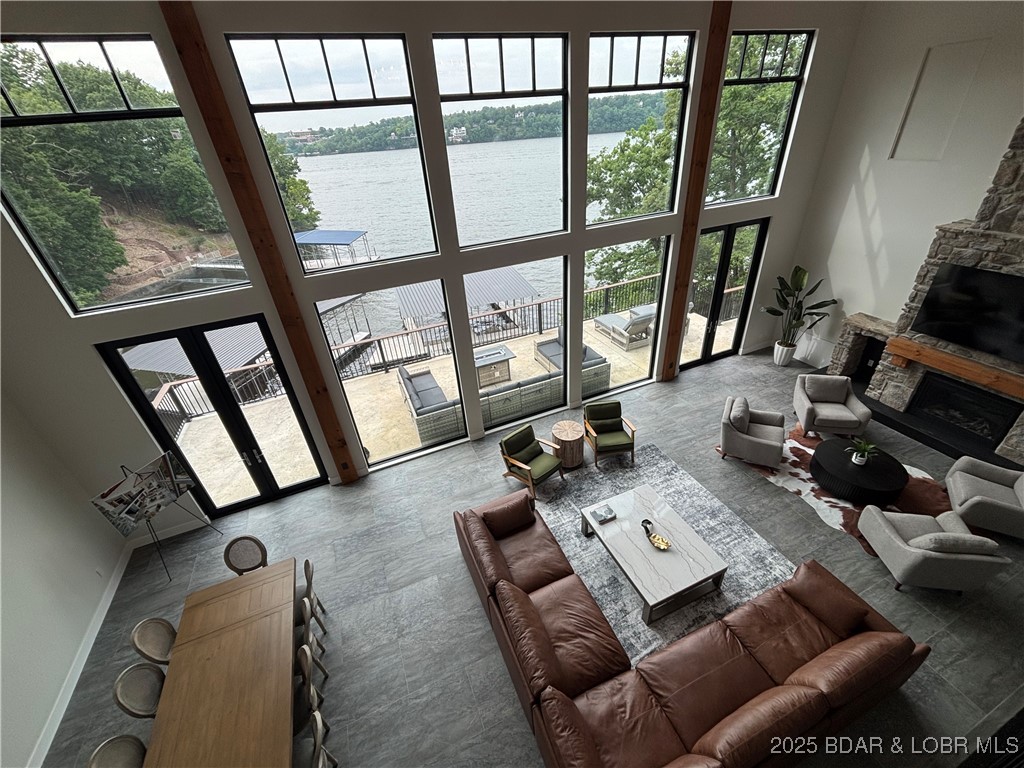 Grand Point - Residential