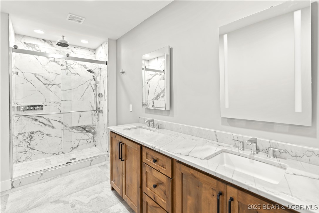 Grand Point - Residential