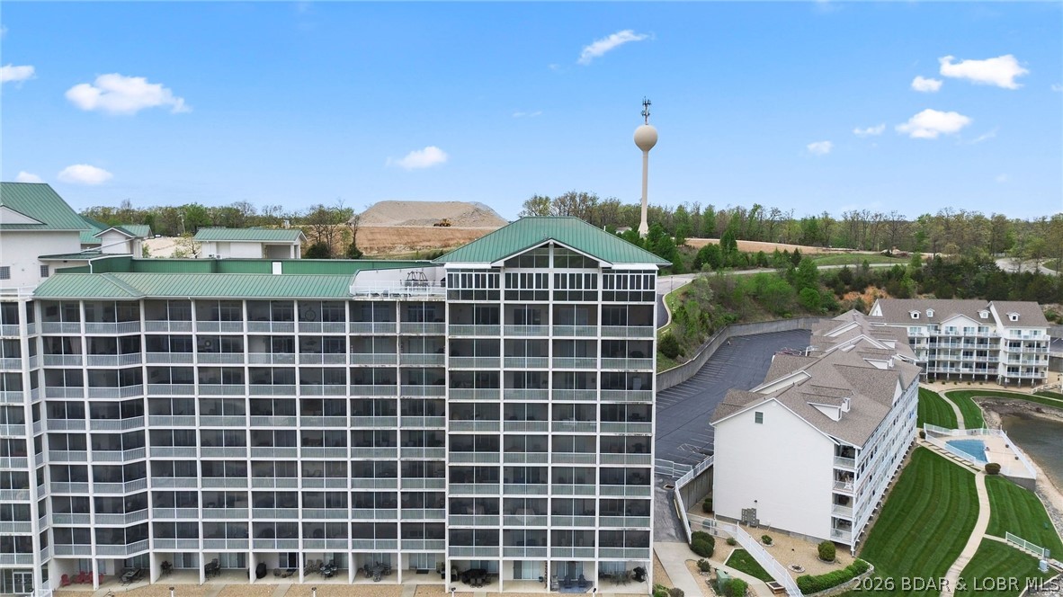 The Towers at Parkview Bay - Residential