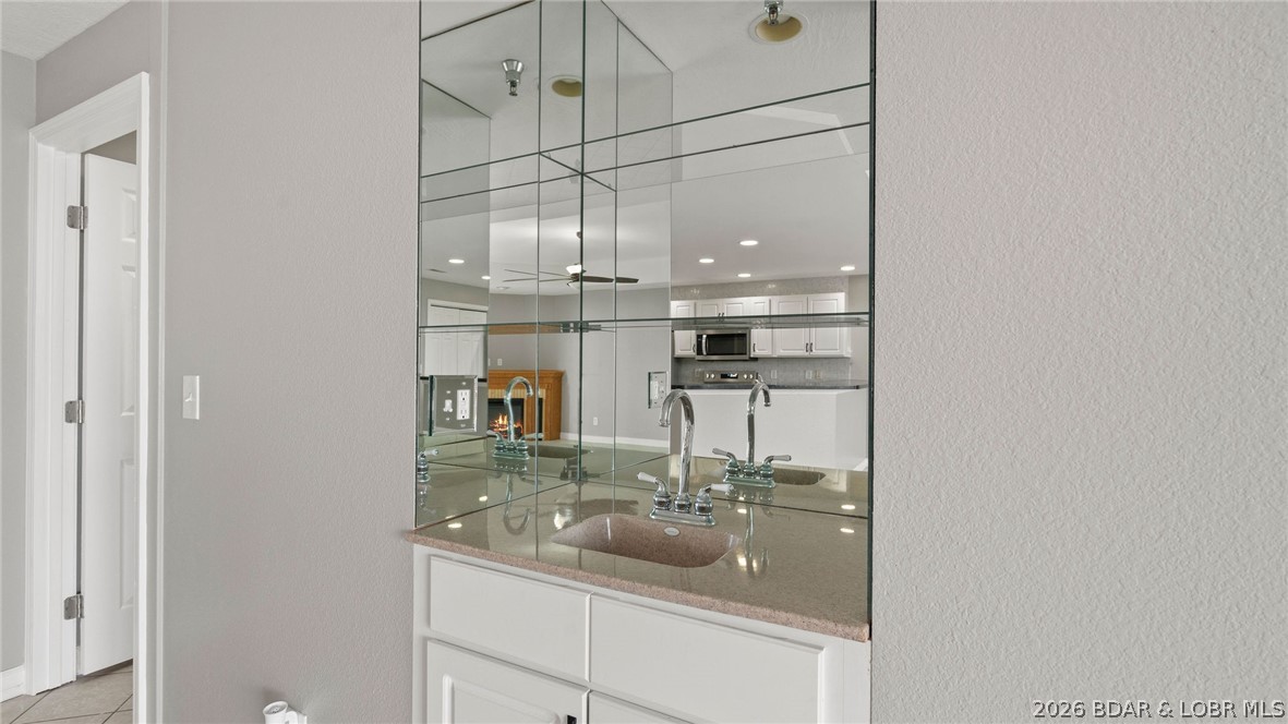 The Towers at Parkview Bay - Residential