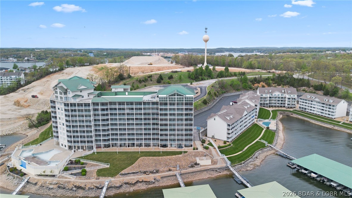 The Towers at Parkview Bay - Residential