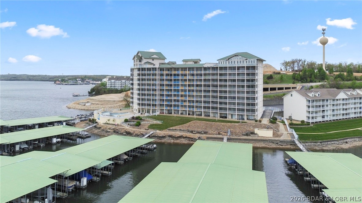 The Towers at Parkview Bay - Residential