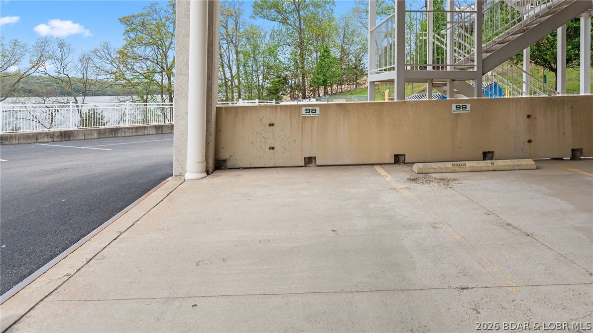 The Towers at Parkview Bay - Residential